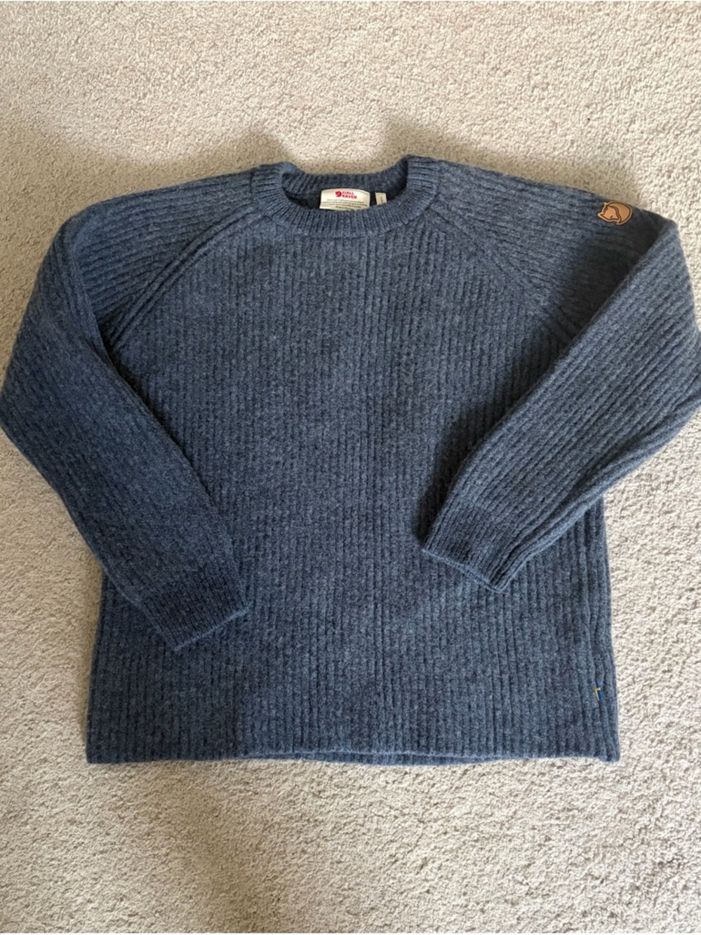 Fjallraven Women’s Dark Blue 100% Wool Ribbed Crewneck Sweater in Medium